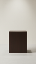 Mesa lateral minimalista espresso profundo